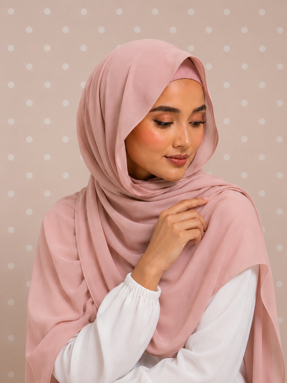 ~ Blush Pink ~
Instant Chiffon Hijab