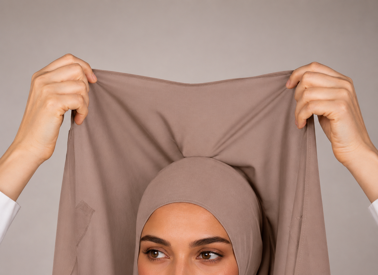 ~ Praline ~
Instant Chiffon Hijab