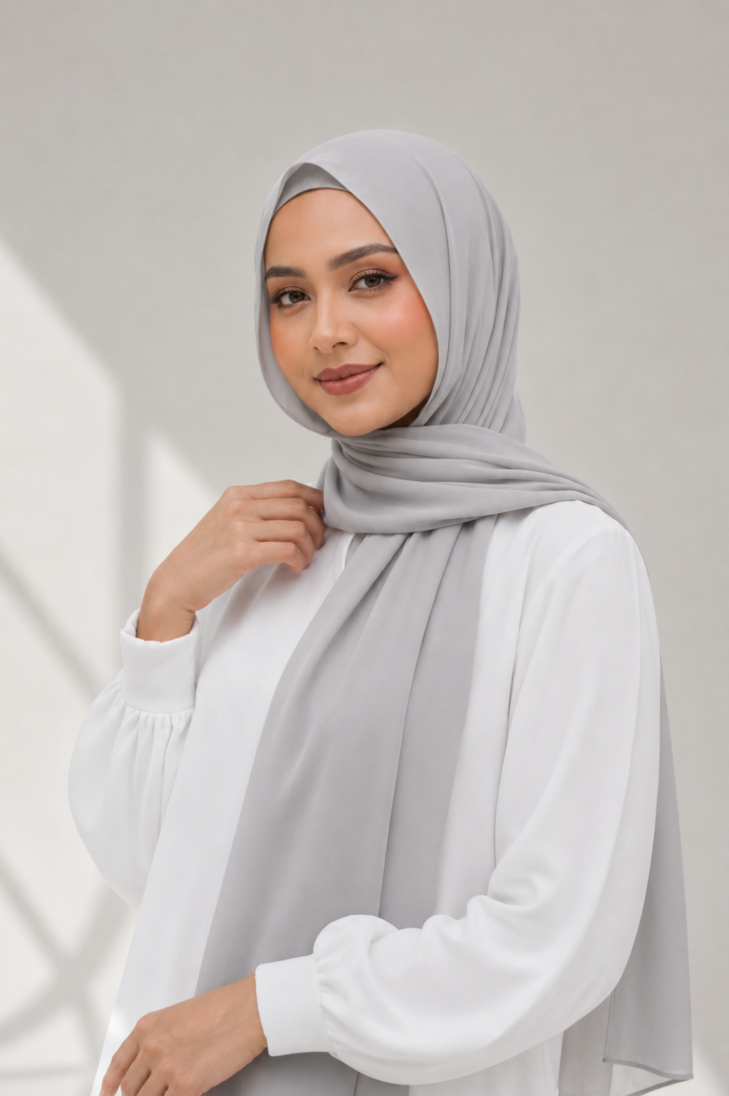 ~ Moonstone ~
Instant Chiffon Hijab